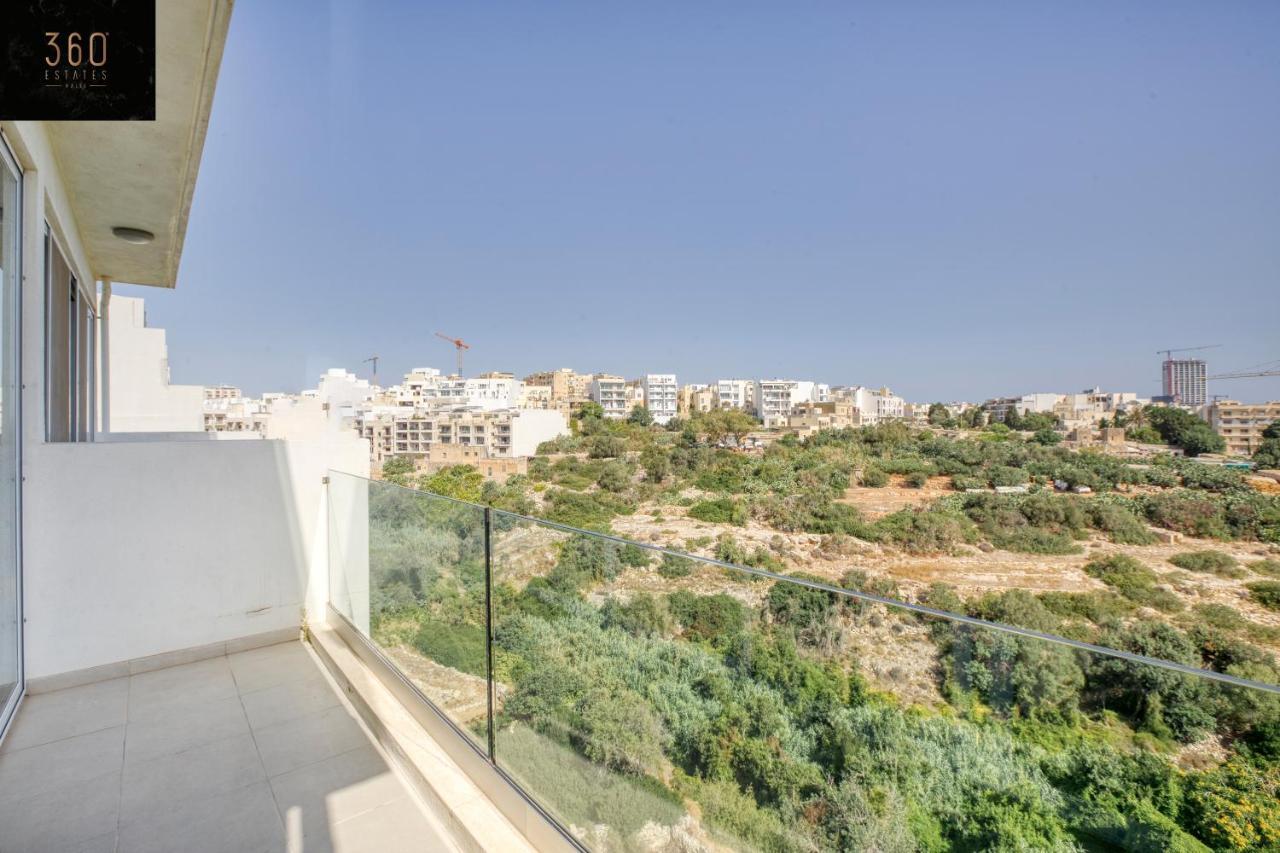Beautiful Hill Apt, With Balcony, Seaviews & Wifi By 360 Estates Διαμέρισμα Saint Julian's Εξωτερικό φωτογραφία